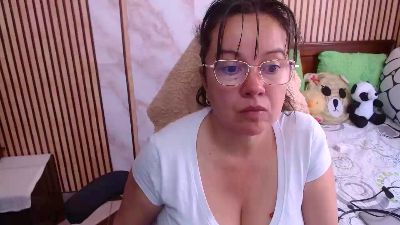 Mallybear_ live from Colombia