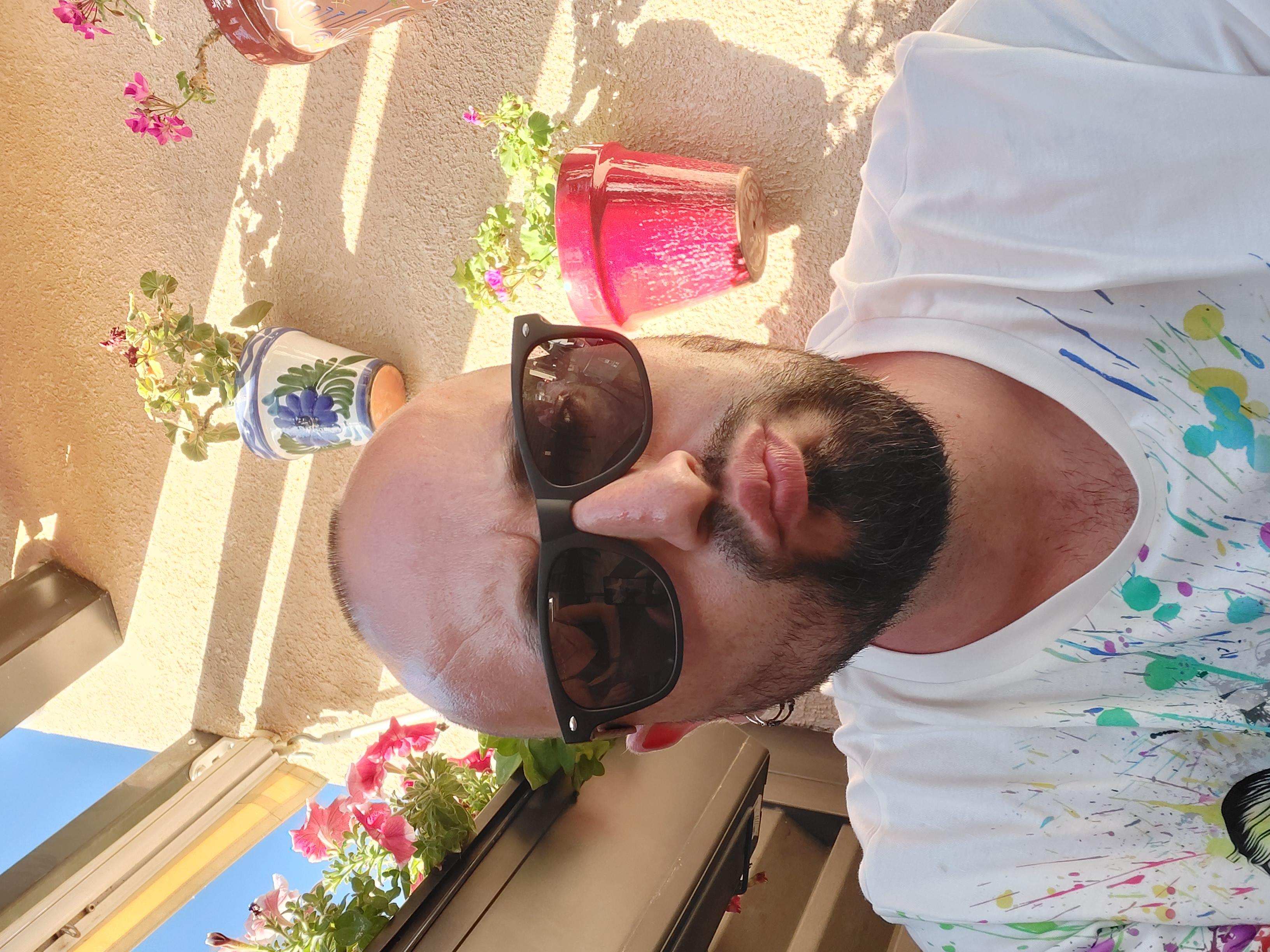 Malote_82 live from Spain