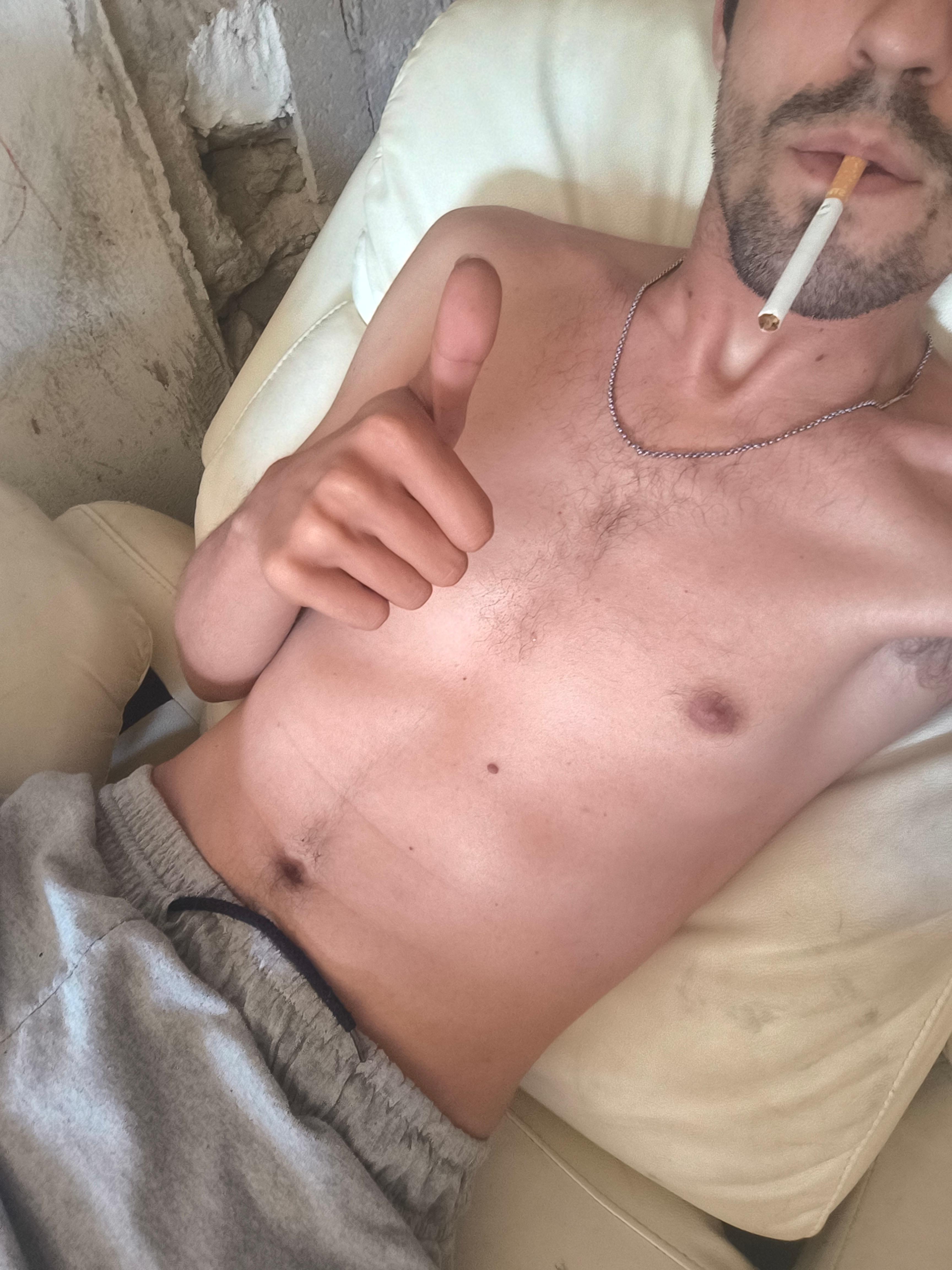 Manol072 live from Spain