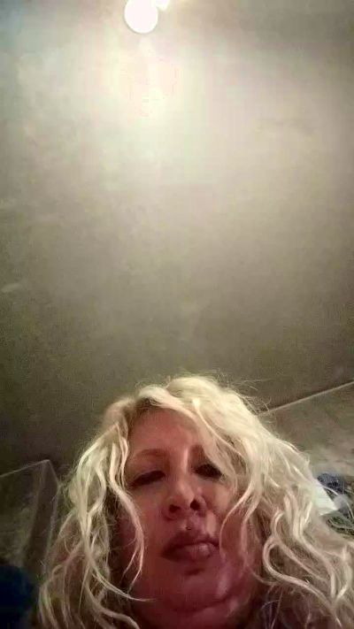 Marcelitaa74 live from Argentina