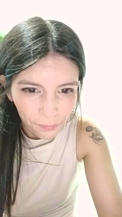 Marii_R live from Colombia