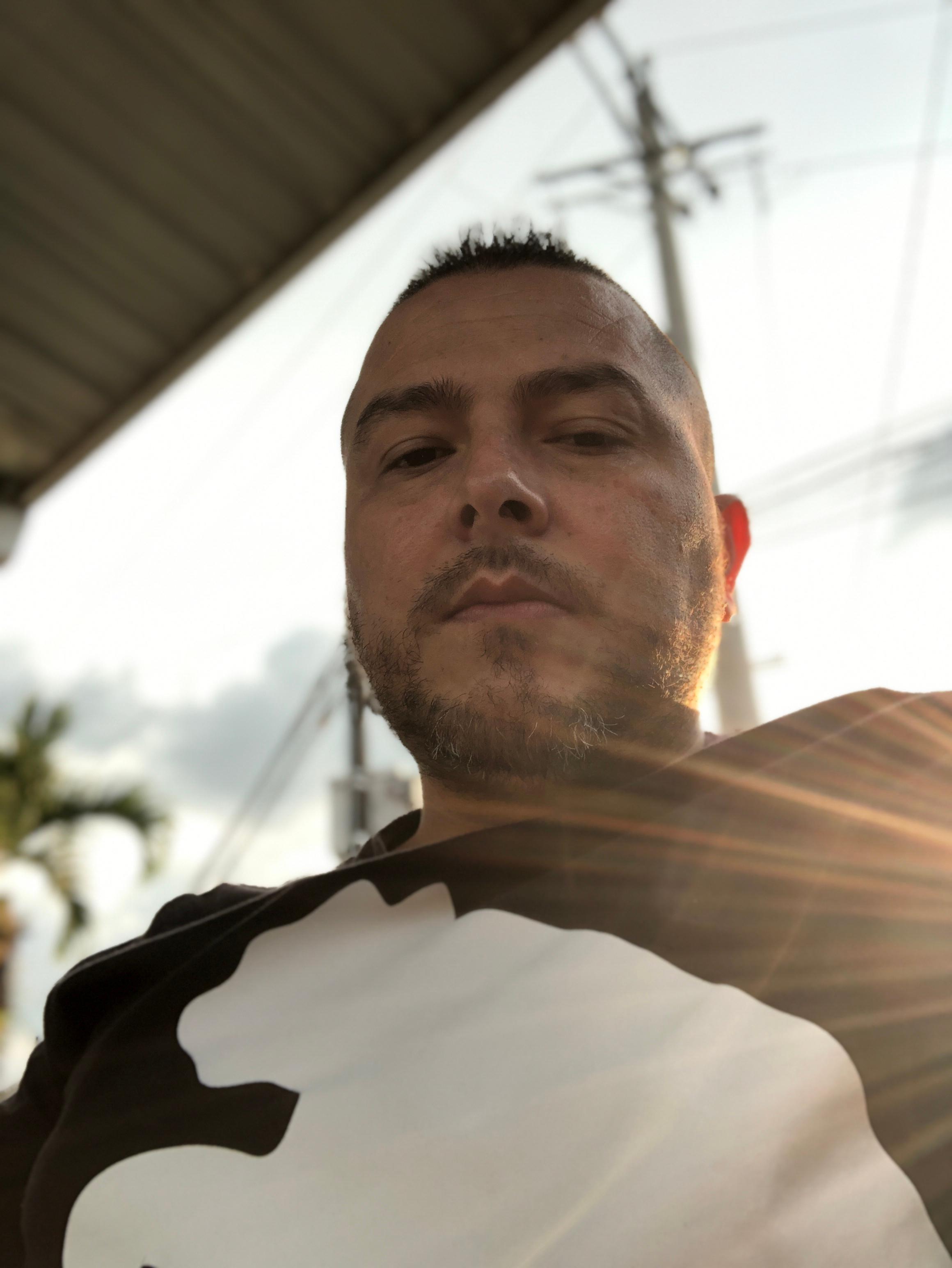 Mariocardo21 live from Colombia