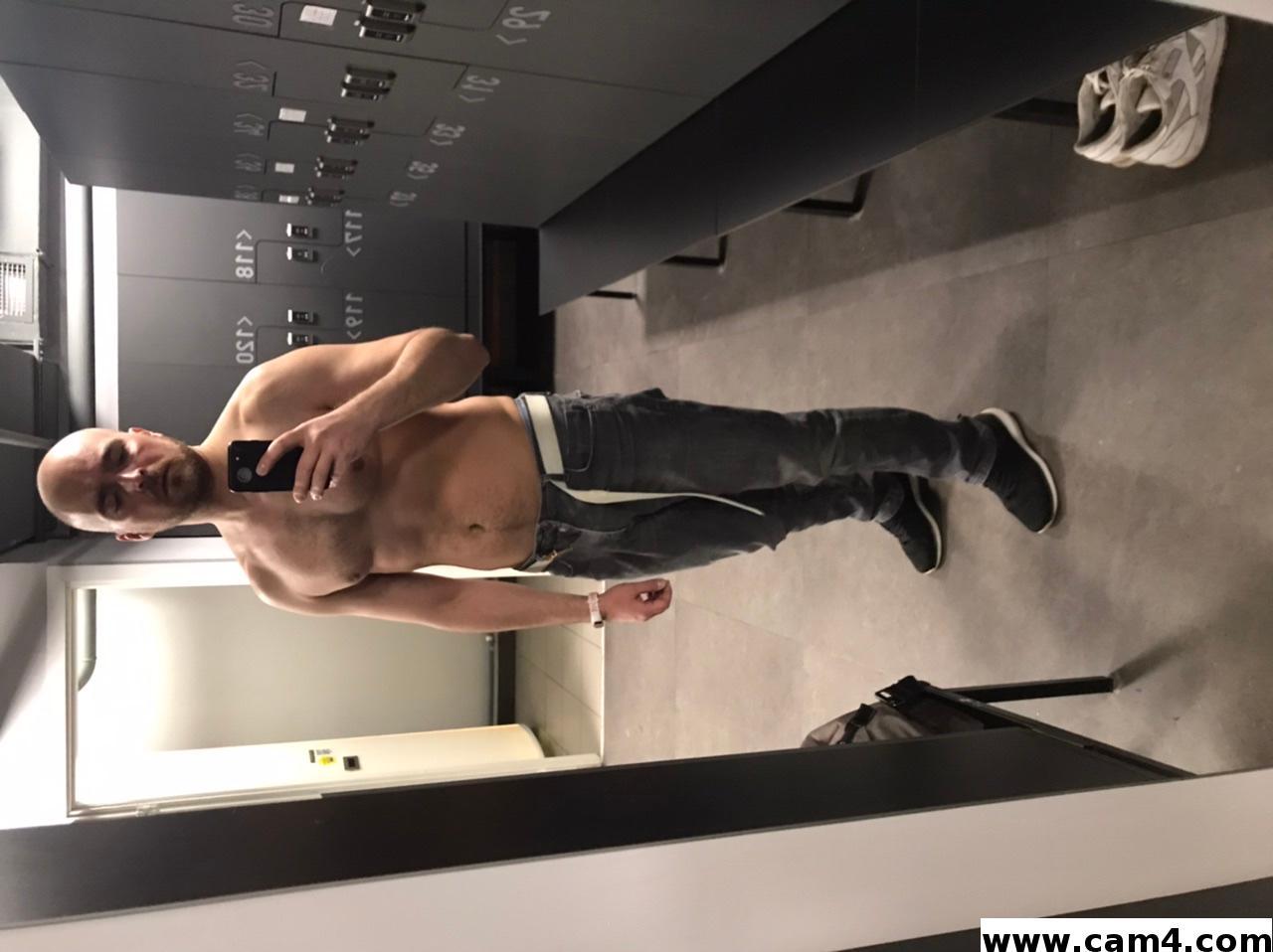 MartinKogen live from Russia