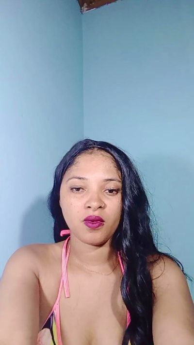 Mayanah208 live from Madagascar