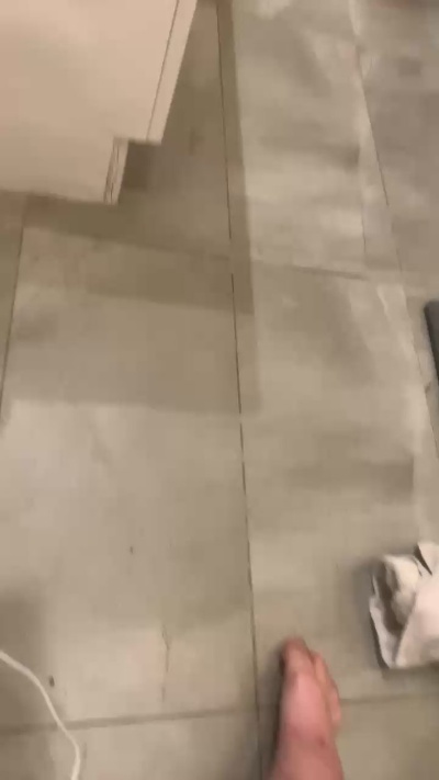 Melbguy1988 live from Australia