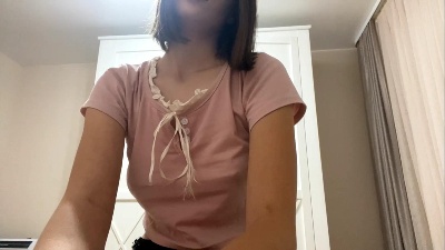 MelindaMoors live from United States