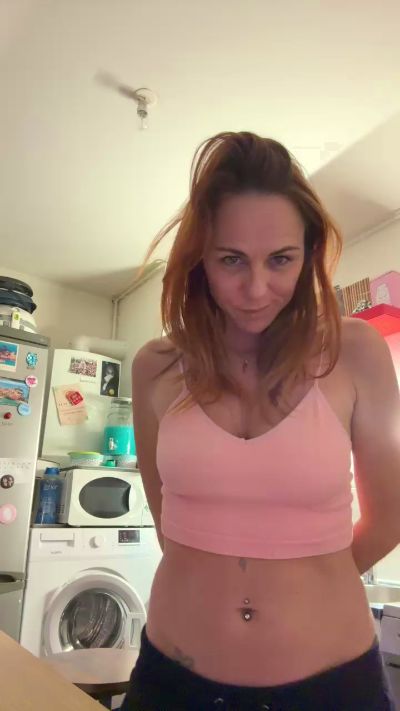 Melove07 live from France