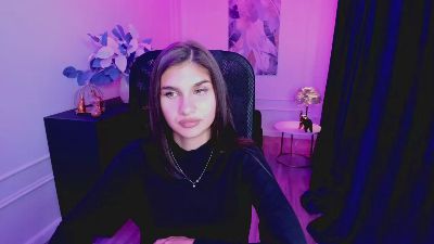 MiaAxel live from Serbia