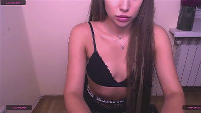 MiaTeps_ live from United States