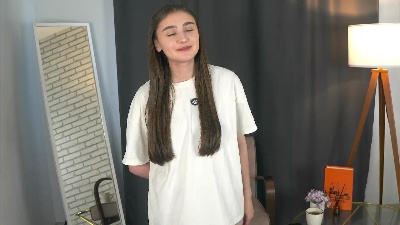 MilaPippitt live from France