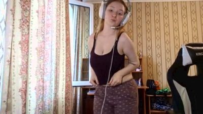 MozellaKlyn live from Netherlands