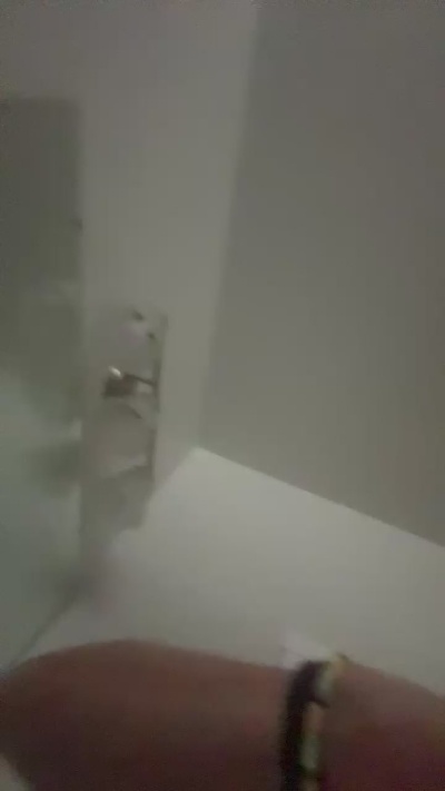 Msfreckles32 live from United States