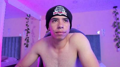 Muscle_Scott live from Colombia