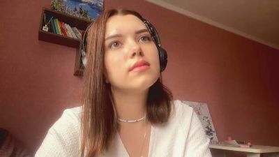 NANA_MARLOW live from France