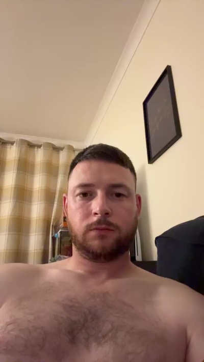 Nicehardon3 live from United Kingdom