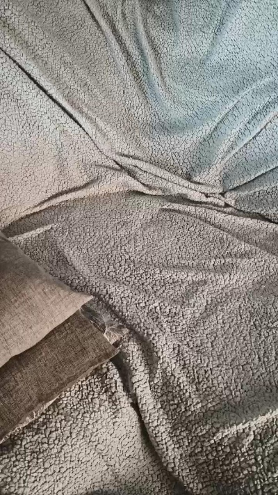 PassionFruit85 live from Italy