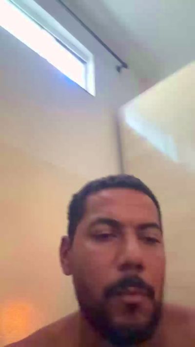 Pedreiro20cent live from Brazil