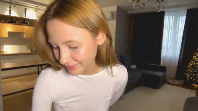 PennySheeler live from France