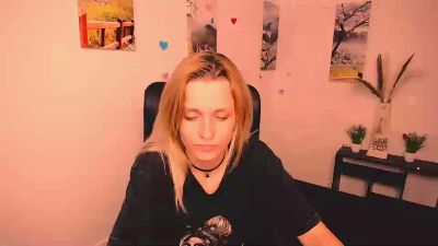 PeppyMia live from Poland