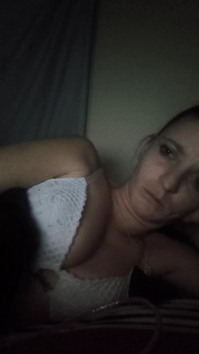 Pinkdreamer1 live from United States