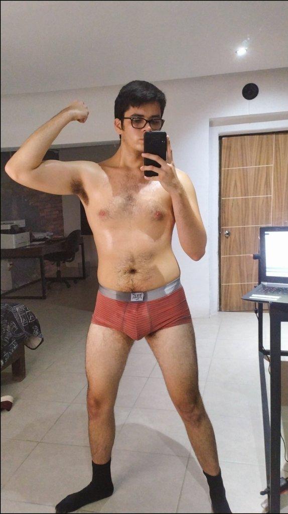PriapusHera live from Mexico