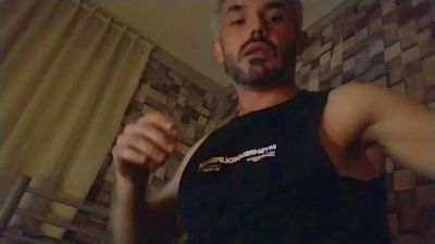 R1992onald live from Netherlands