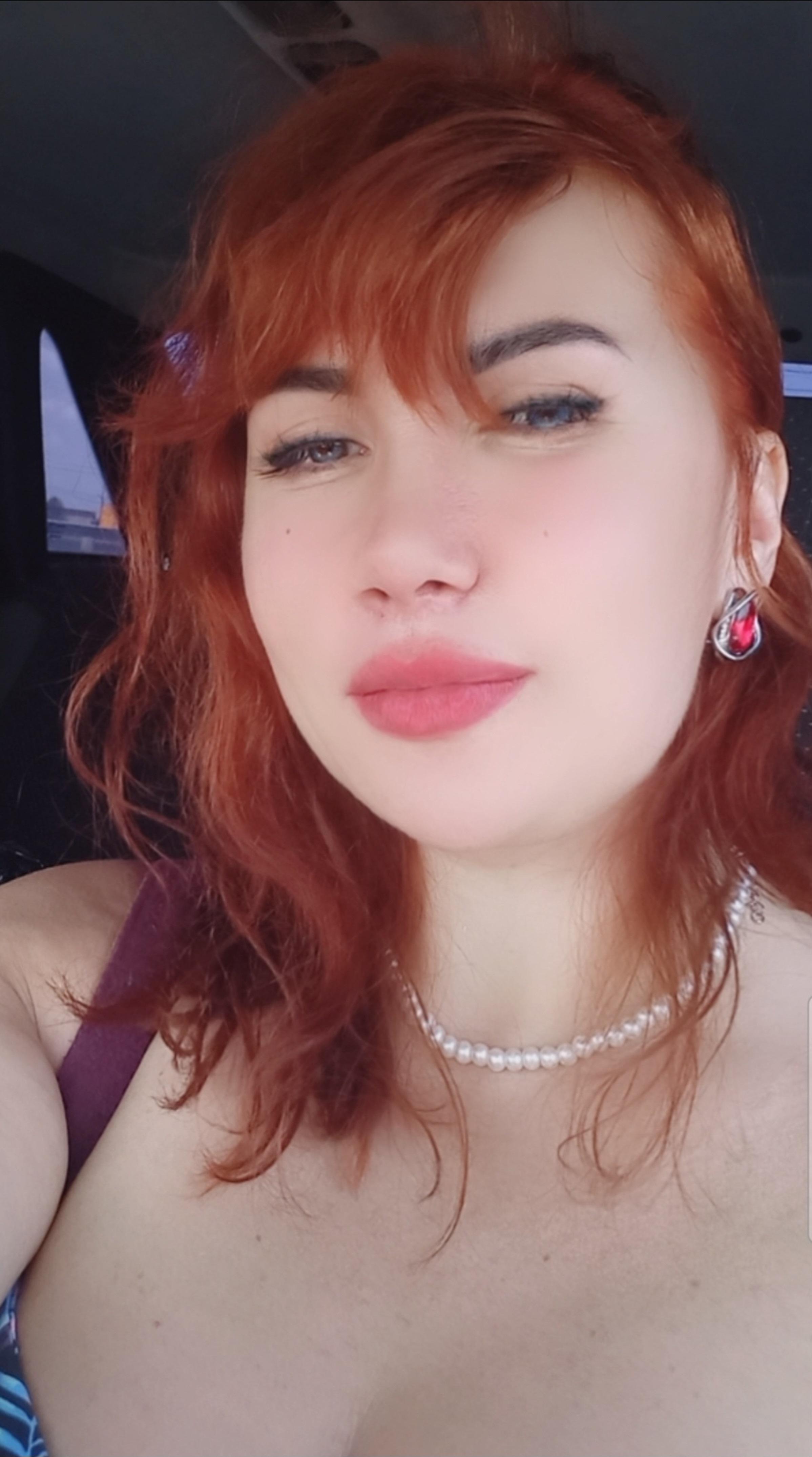 ROXOLANAA_SEXY live from United States