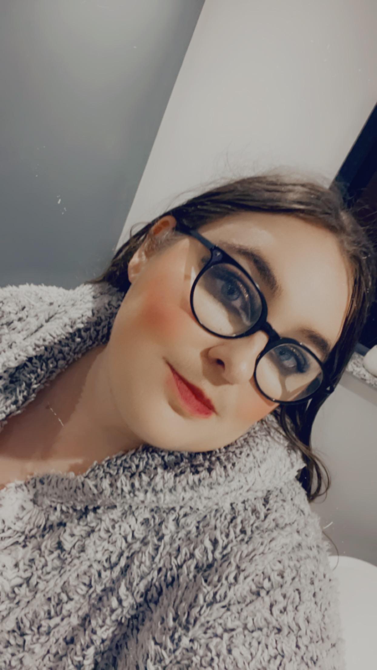 Rebecca_Summer live from United Kingdom