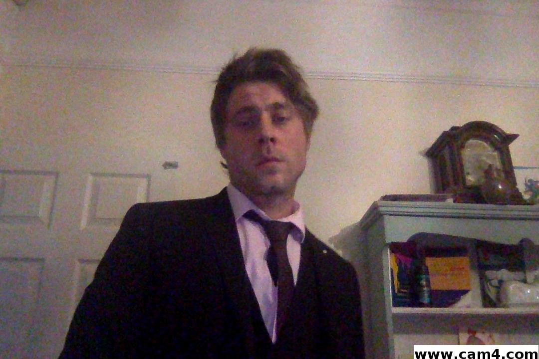 Rickatee123 live from United Kingdom