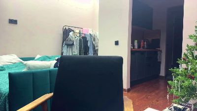 RossiePrevatt live from France