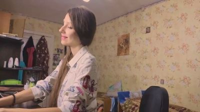 RoxannAbes live from United States