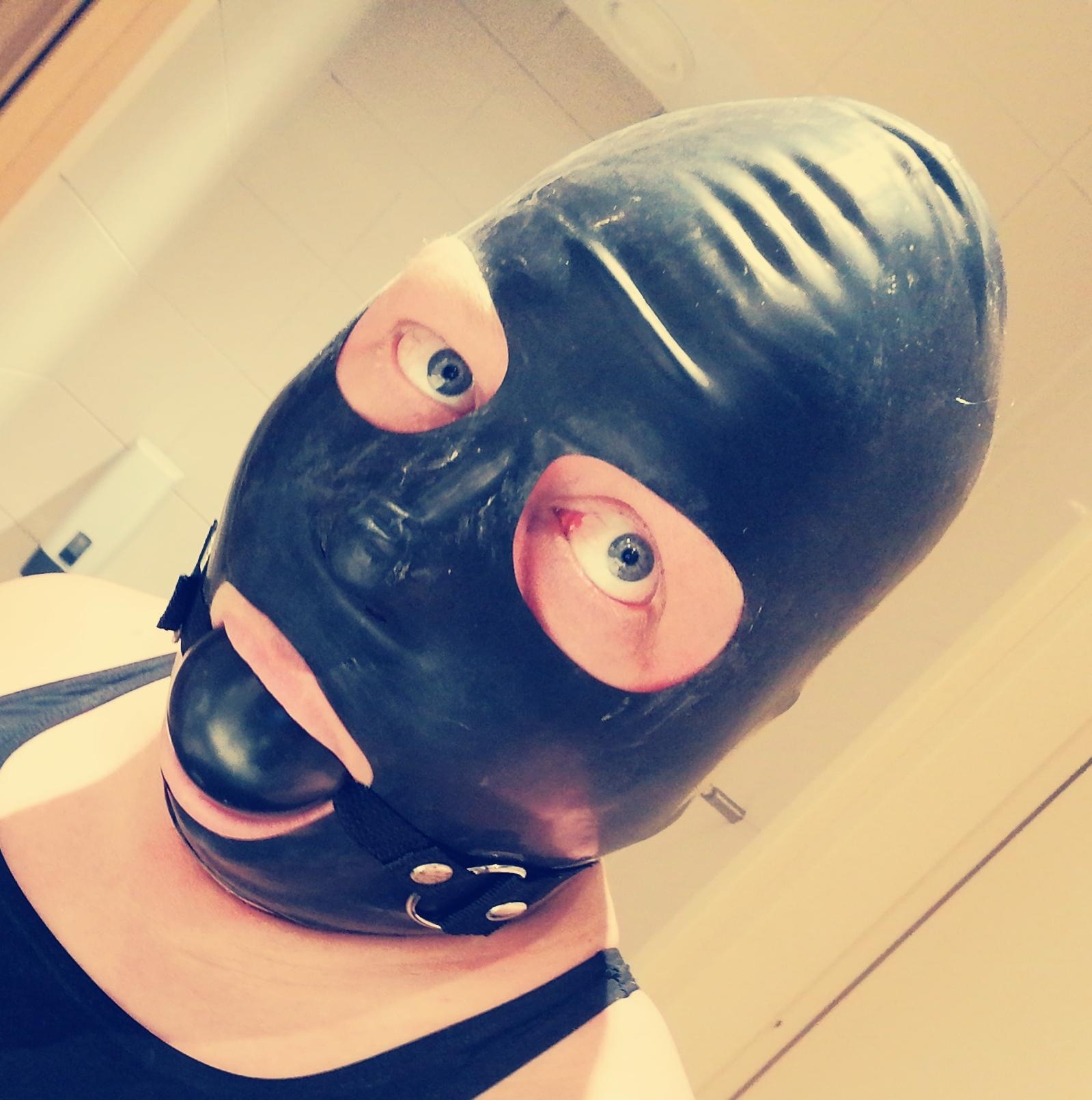 Rubberguy88 live from Finland