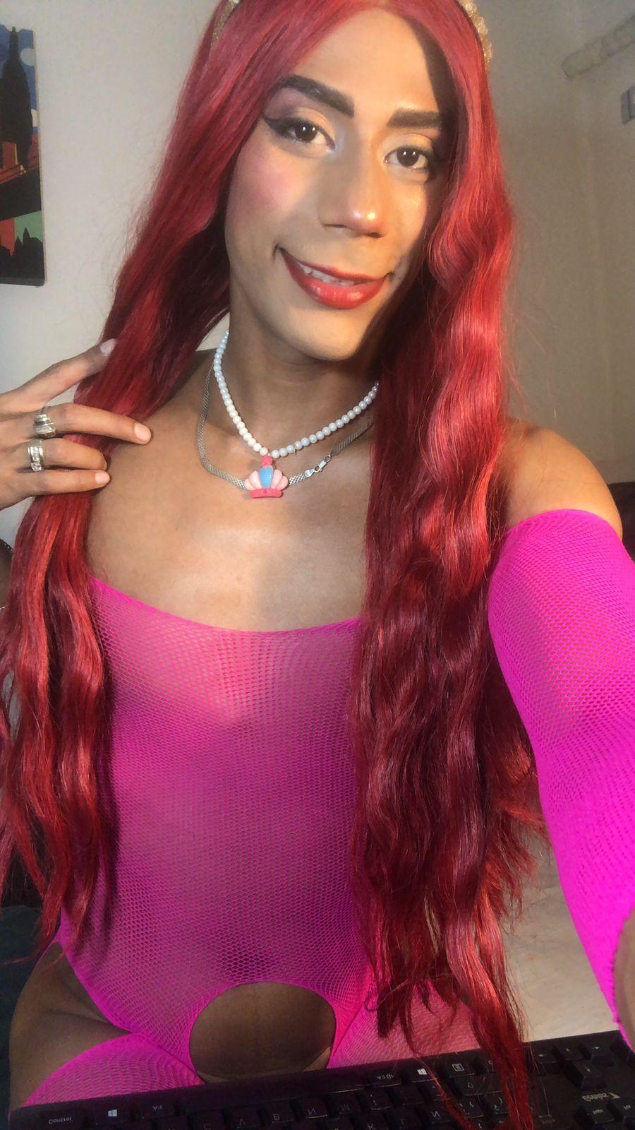 RubyDaniela live from United States