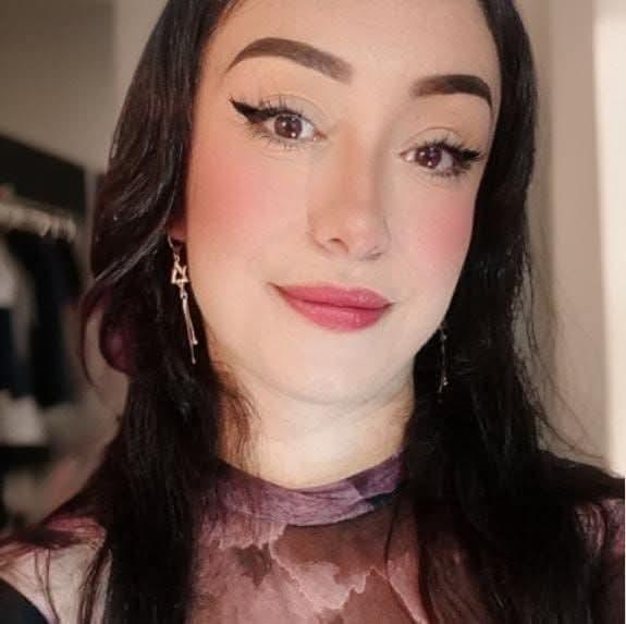 SALOMEE_LEE live from Colombia
