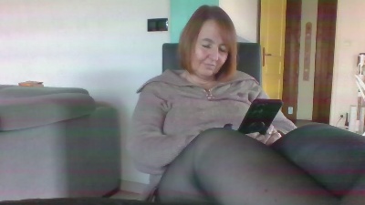 SandElle live from France