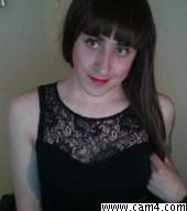 SarahF87 live from Canada