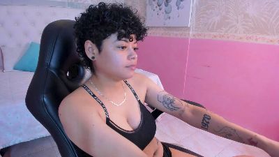 Sasha_Venom live from United States