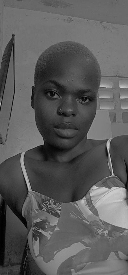 Secretlylover live from Kenya