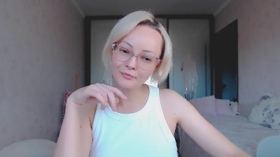Sophie__Crush live from Ukraine