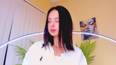 SusannahFluette live from France