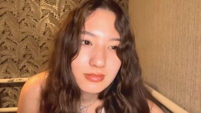 SuzannLertora live from Japan