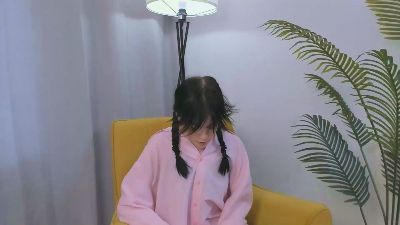 SuzieDesmaris live from France