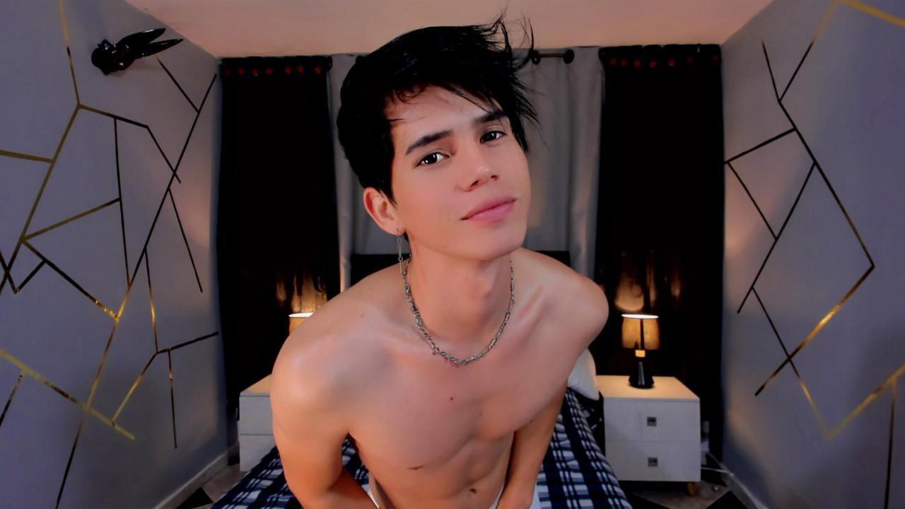 Tayson_Rivers live from Colombia