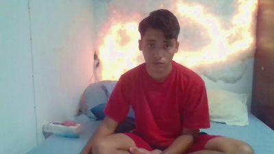 TheAlex905 live from Venezuela