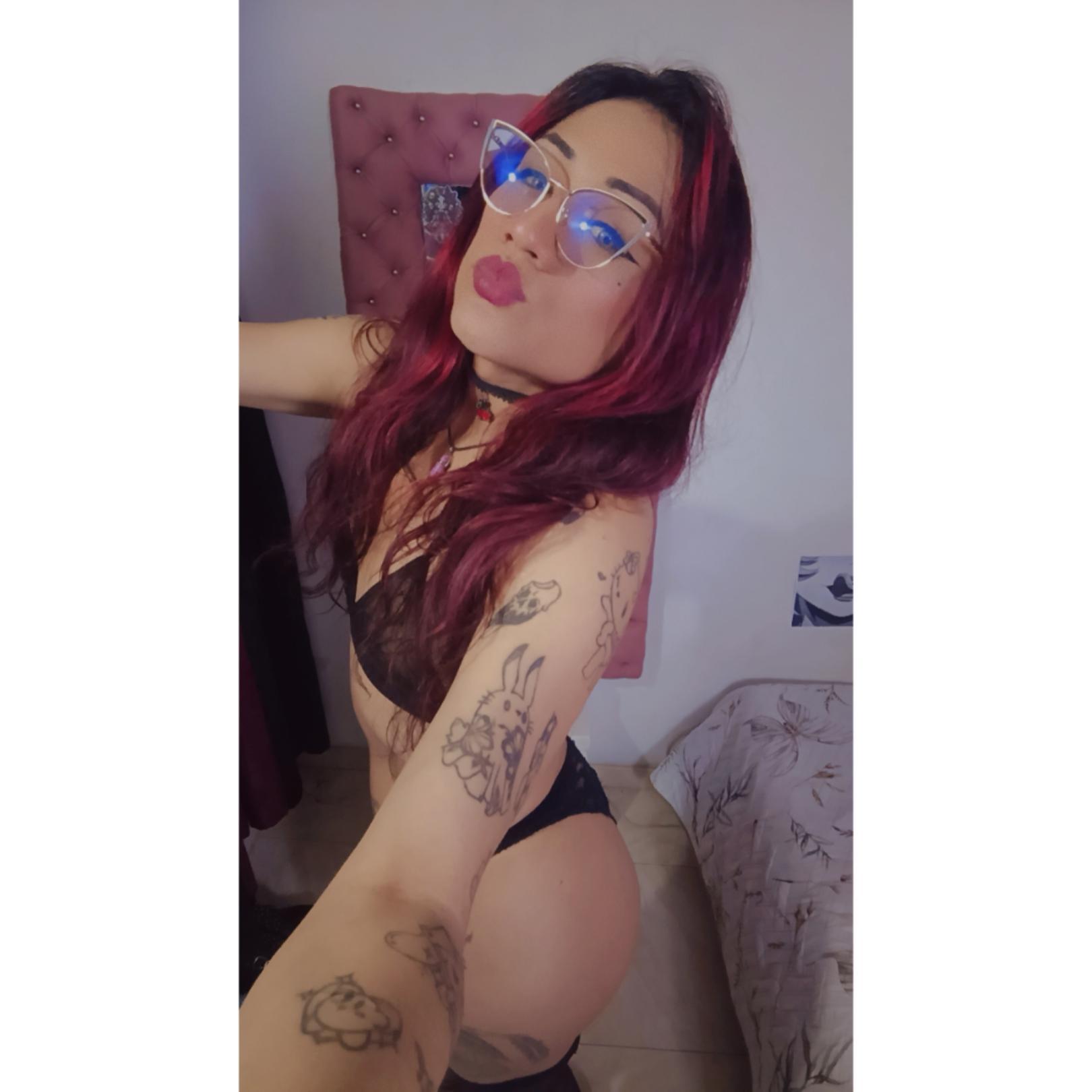 TheCutedolls live from United States