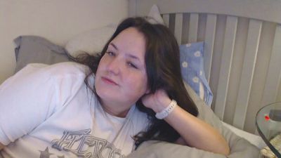 Tilly_daye live from United Kingdom