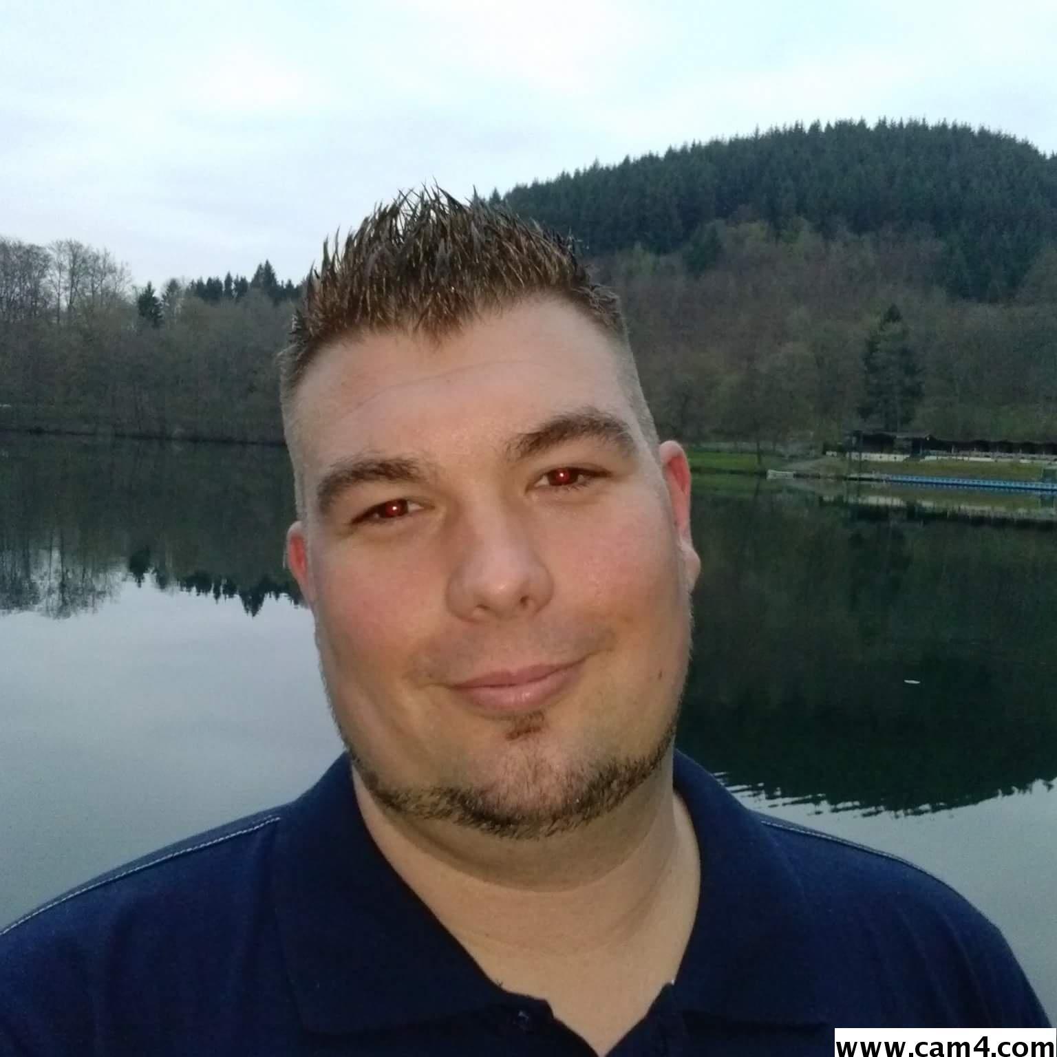TobiundBrina live from Germany