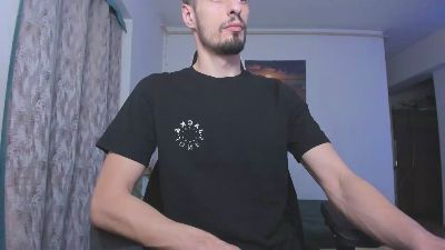 ToddClaytonn live from United Kingdom