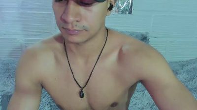 Toji_zenin97 live from Colombia