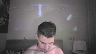 Tomasiyo live from Spain